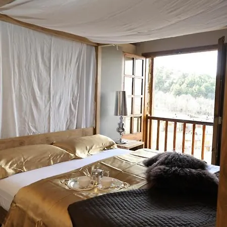 La Caseta De Queixans Con Chimenea Holiday home